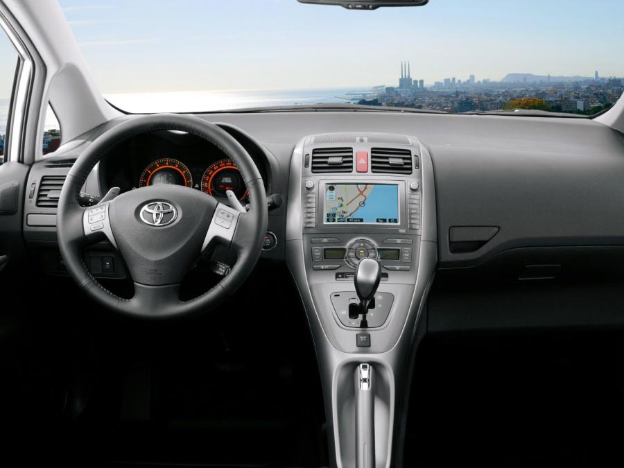  Toyota Auris 5-Door 2007 года  (фото 30 из 30)
